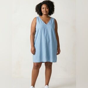 Signature Studio 100% Tencel Chambray Dress 3X Blue Sleeveless V Neck